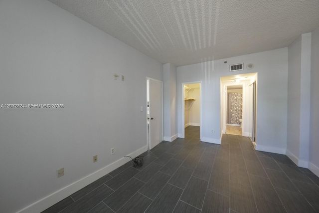 1470 NE 123rd Street A104, North Miami, FL 33161