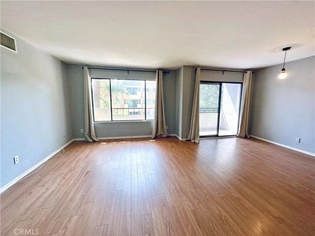 700 Westmount Drive 202, West Hollywood, CA 90069