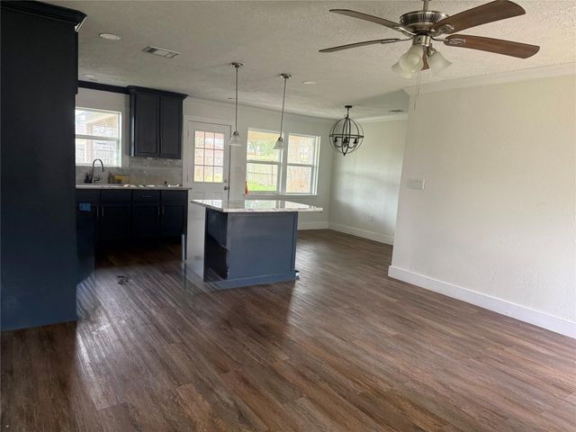 7437 Navasota Street, Houston, TX 77016