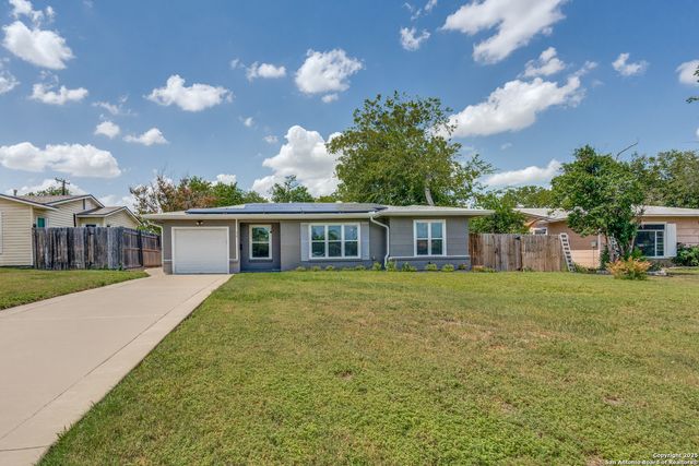 335 Karen, San Antonio, TX 78209