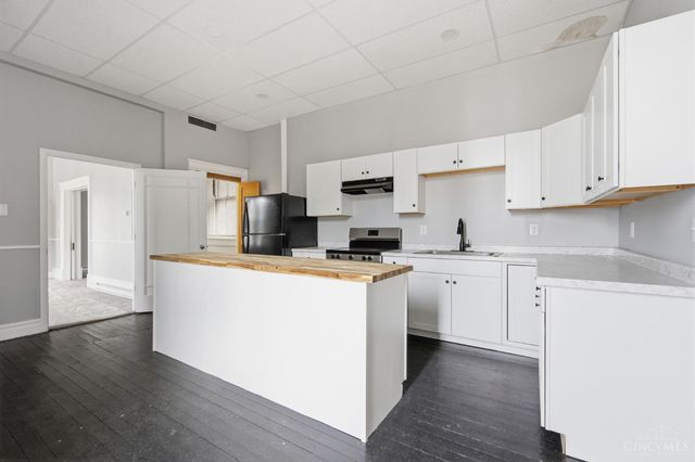 1712 Queen City Avenue, Cincinnati, OH 45214