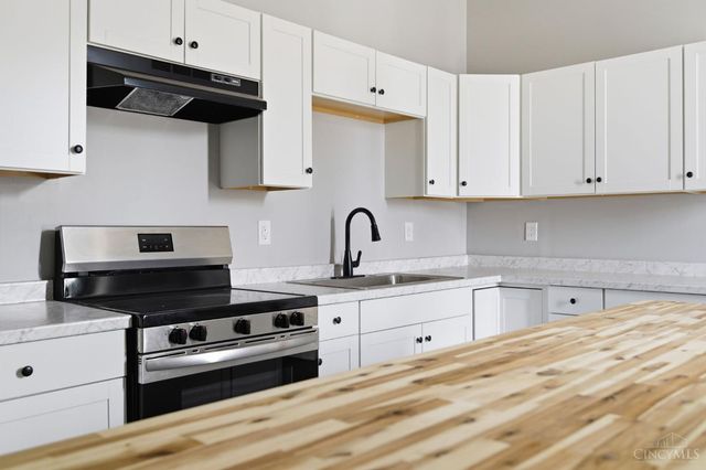 1712 Queen City Avenue, Cincinnati, OH 45214