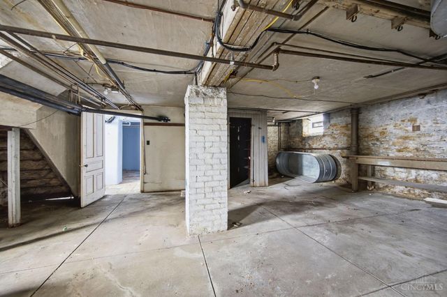 1712 Queen City Avenue, Cincinnati, OH 45214
