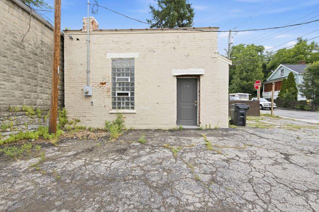 1712 Queen City Avenue, Cincinnati, OH 45214