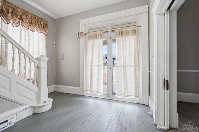 1712 Queen City Avenue, Cincinnati, OH 45214