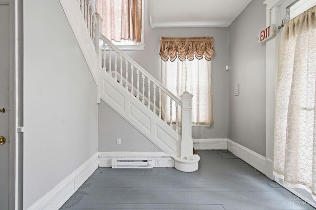 1712 Queen City Avenue, Cincinnati, OH 45214