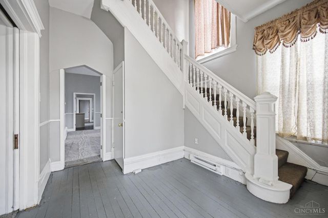 1712 Queen City Avenue, Cincinnati, OH 45214
