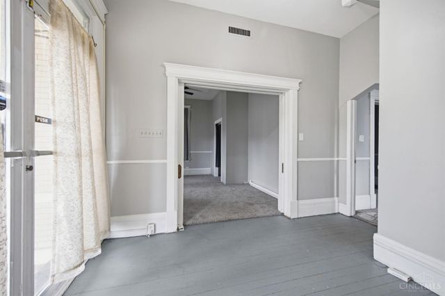 1712 Queen City Avenue, Cincinnati, OH 45214