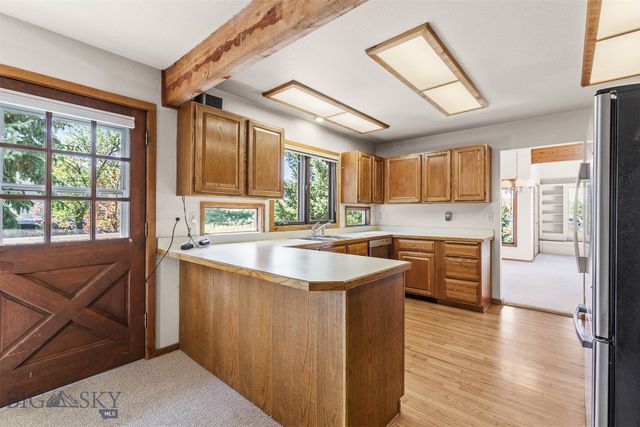 43 Hitching Post Road, Bozeman, MT 59715