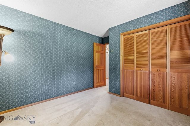 43 Hitching Post Road, Bozeman, MT 59715