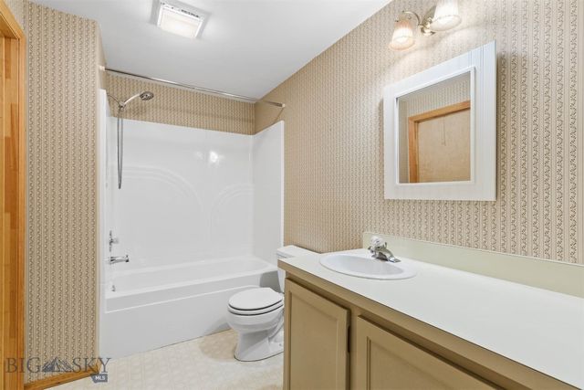 43 Hitching Post Road, Bozeman, MT 59715