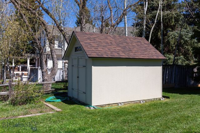 43 Hitching Post Road, Bozeman, MT 59715
