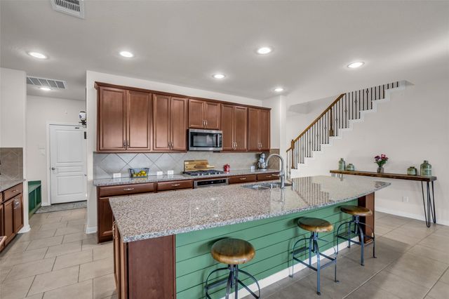 30200 Green Meadows Lane, Brookshire, TX 77423