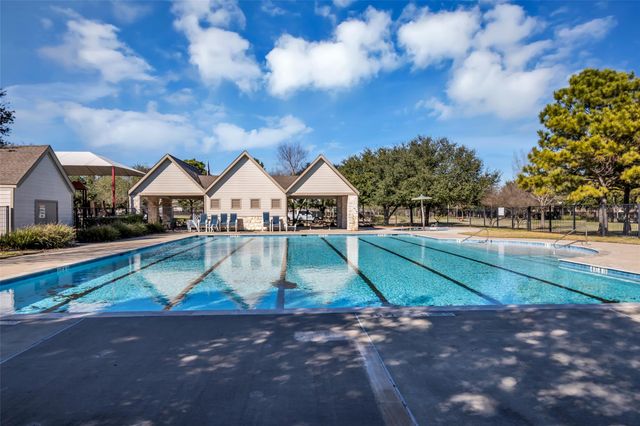 30200 Green Meadows Lane, Brookshire, TX 77423