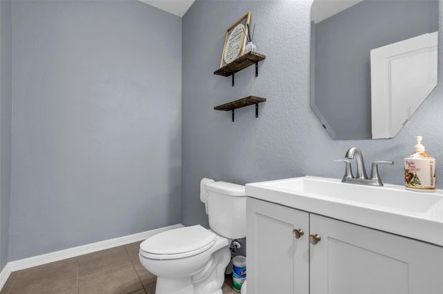 30200 Green Meadows Lane, Brookshire, TX 77423