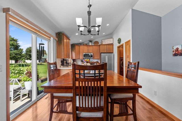 428 Sweetflag AVENUE, Fond Du Lac, WI 54935