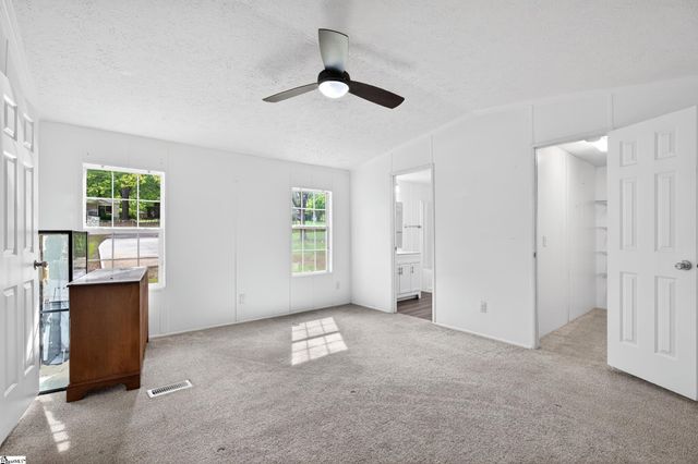 67 Creekwood Drive, Fountain Inn, SC 29644