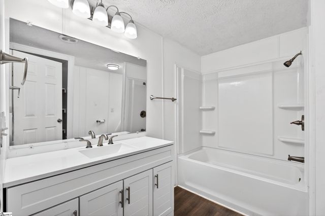 67 Creekwood Drive, Fountain Inn, SC 29644