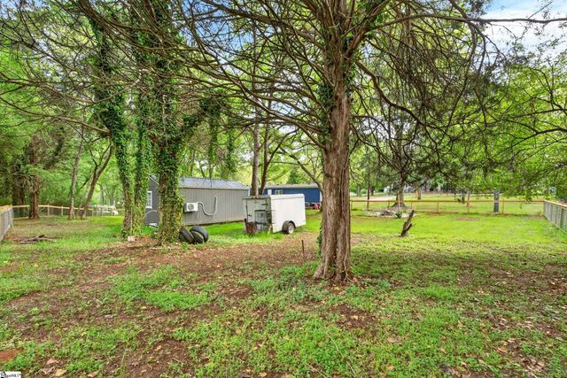 67 Creekwood Drive, Fountain Inn, SC 29644