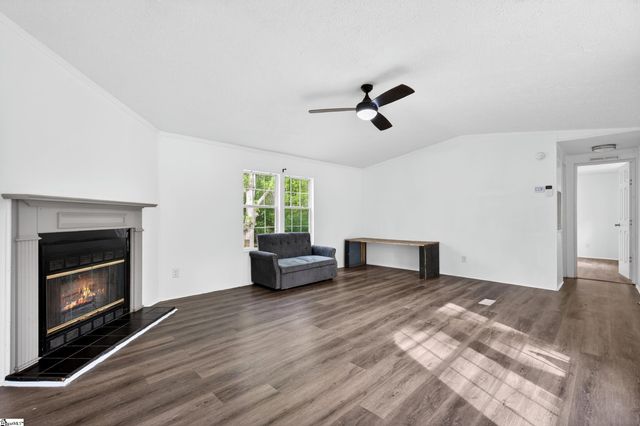 67 Creekwood Drive, Fountain Inn, SC 29644