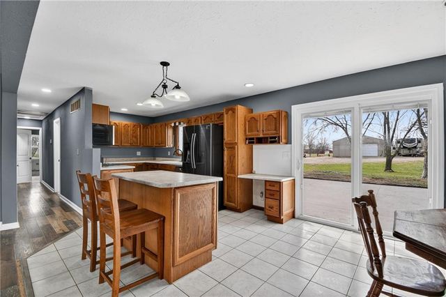 23718 S State Route 291 Highway, Harrisonville, MO 64701