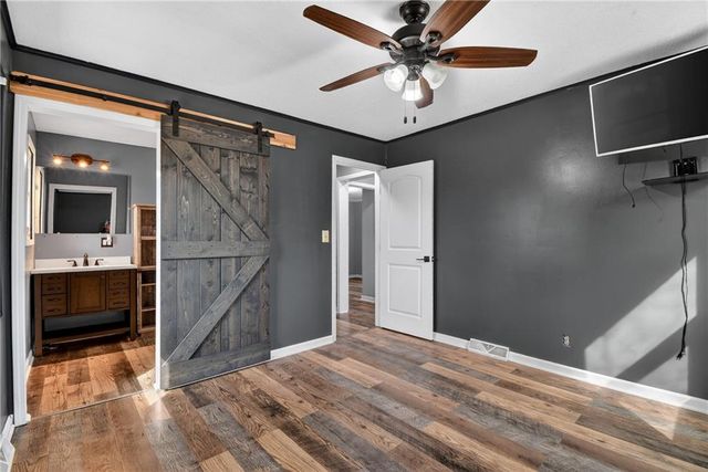 23718 S State Route 291 Highway, Harrisonville, MO 64701