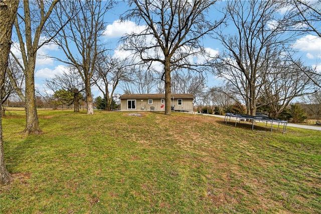 23718 S State Route 291 Highway, Harrisonville, MO 64701