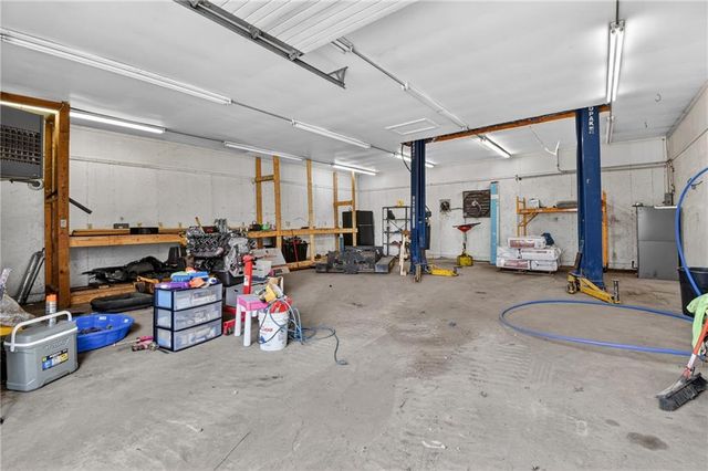 23718 S State Route 291 Highway, Harrisonville, MO 64701