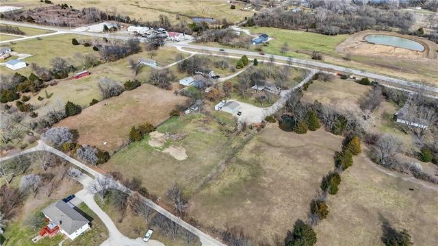 23718 S State Route 291 Highway, Harrisonville, MO 64701