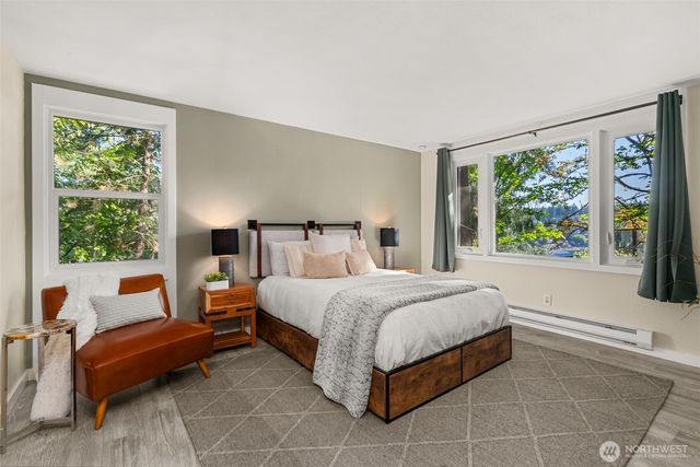 486 Lake Louise Drive SW, Lakewood, WA 98498