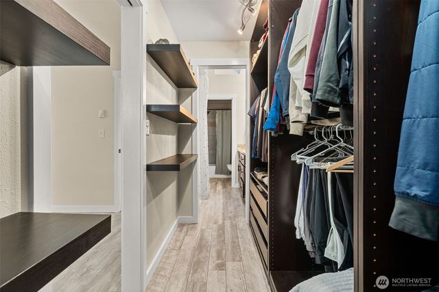 486 Lake Louise Drive SW, Lakewood, WA 98498