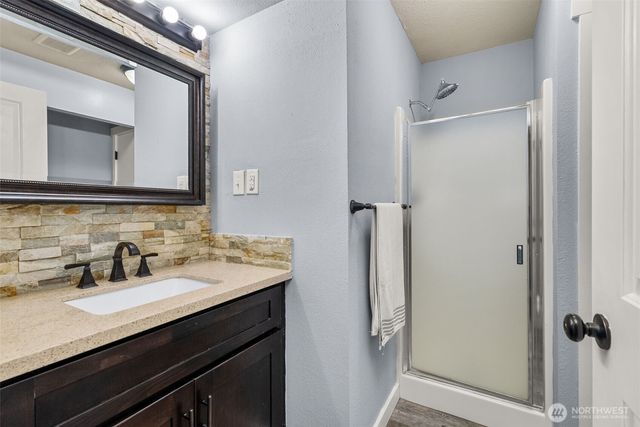 486 Lake Louise Drive SW, Lakewood, WA 98498