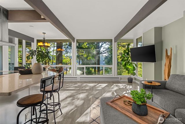 486 Lake Louise Drive SW, Lakewood, WA 98498