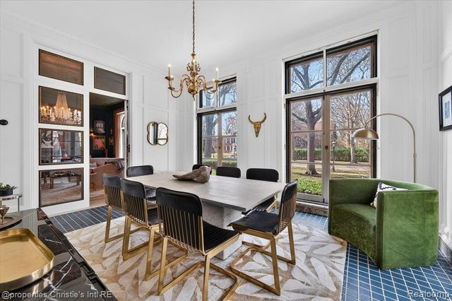 2150 Iroquois Street, Detroit, MI 48201