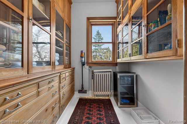 2150 Iroquois Street, Detroit, MI 48201