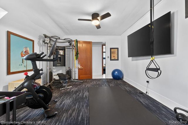 2150 Iroquois Street, Detroit, MI 48201