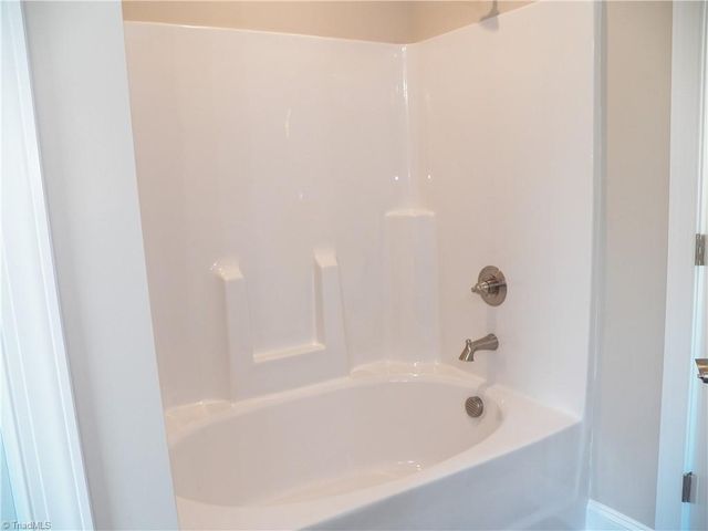 5630 Sutter Lane, Kernersville, NC 27284
