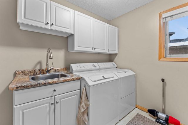 6515 Langer Lane, Lino Lakes, MN 55038