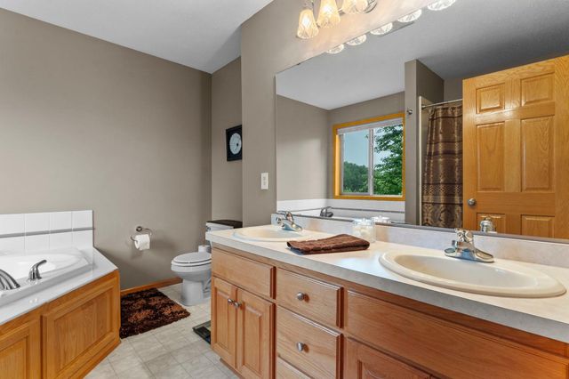 6515 Langer Lane, Lino Lakes, MN 55038