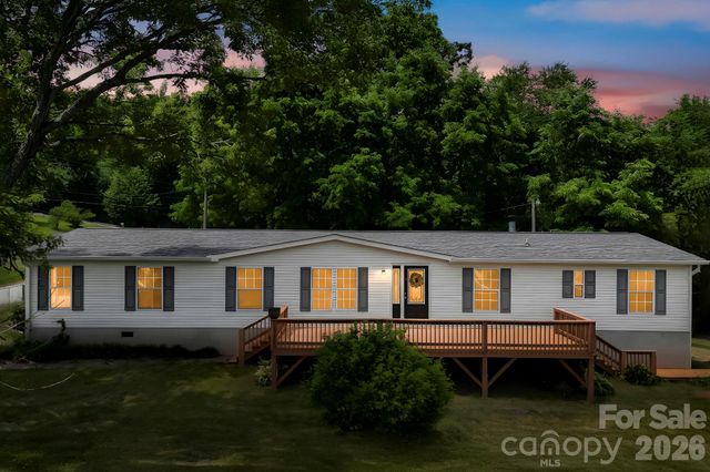 135 Prevost Street, Waynesville, NC 28786
