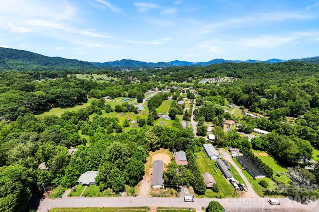 135 Prevost Street, Waynesville, NC 28786
