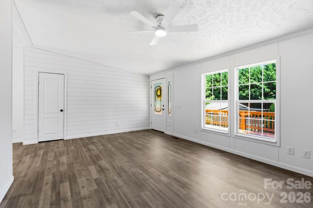 135 Prevost Street, Waynesville, NC 28786
