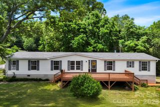 135 Prevost Street, Waynesville, NC 28786