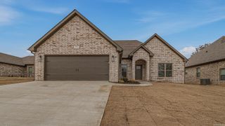 2004 N 8 1/2 Street, Paragould, AR 72450