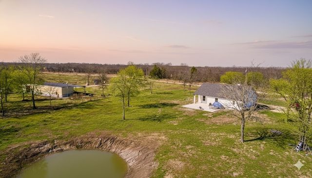 5211 SW 2385 County Road, Wortham, TX 76681