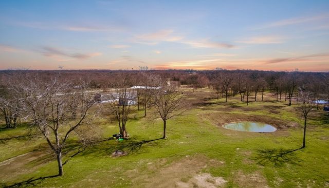 5211 SW 2385 County Road, Wortham, TX 76681