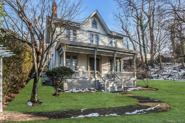 64 Bryant Avenue, Roslyn Harbor, NY 11576