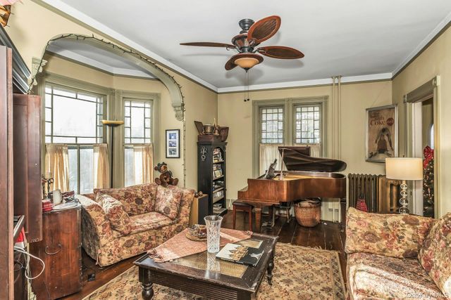 64 Bryant Avenue, Roslyn Harbor, NY 11576