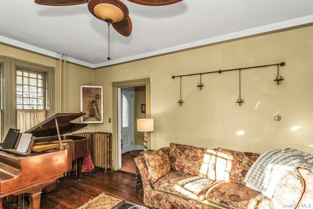 64 Bryant Avenue, Roslyn Harbor, NY 11576