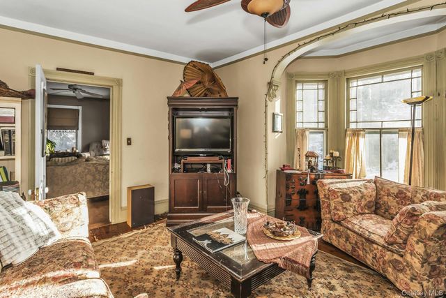 64 Bryant Avenue, Roslyn Harbor, NY 11576